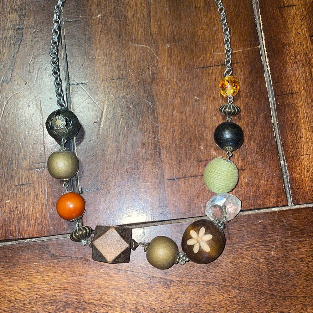Beaded necklace